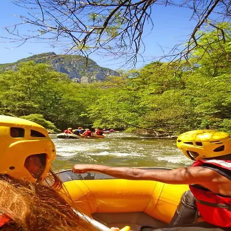 Hébergement de vacances Holiday Home In Quillan Near Pyrenees *